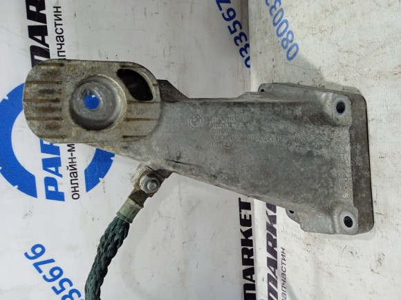 BMW 5 E60, 22116763216, Кронштейн двигателя