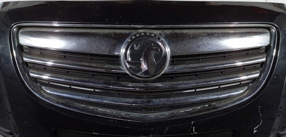 Накладка решетки радиатора Opel insignia